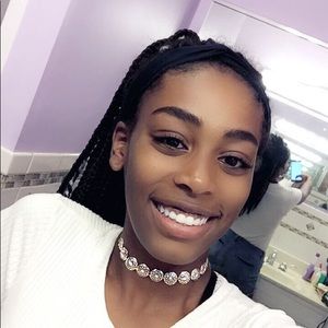 Meet your Posher, Jonayah